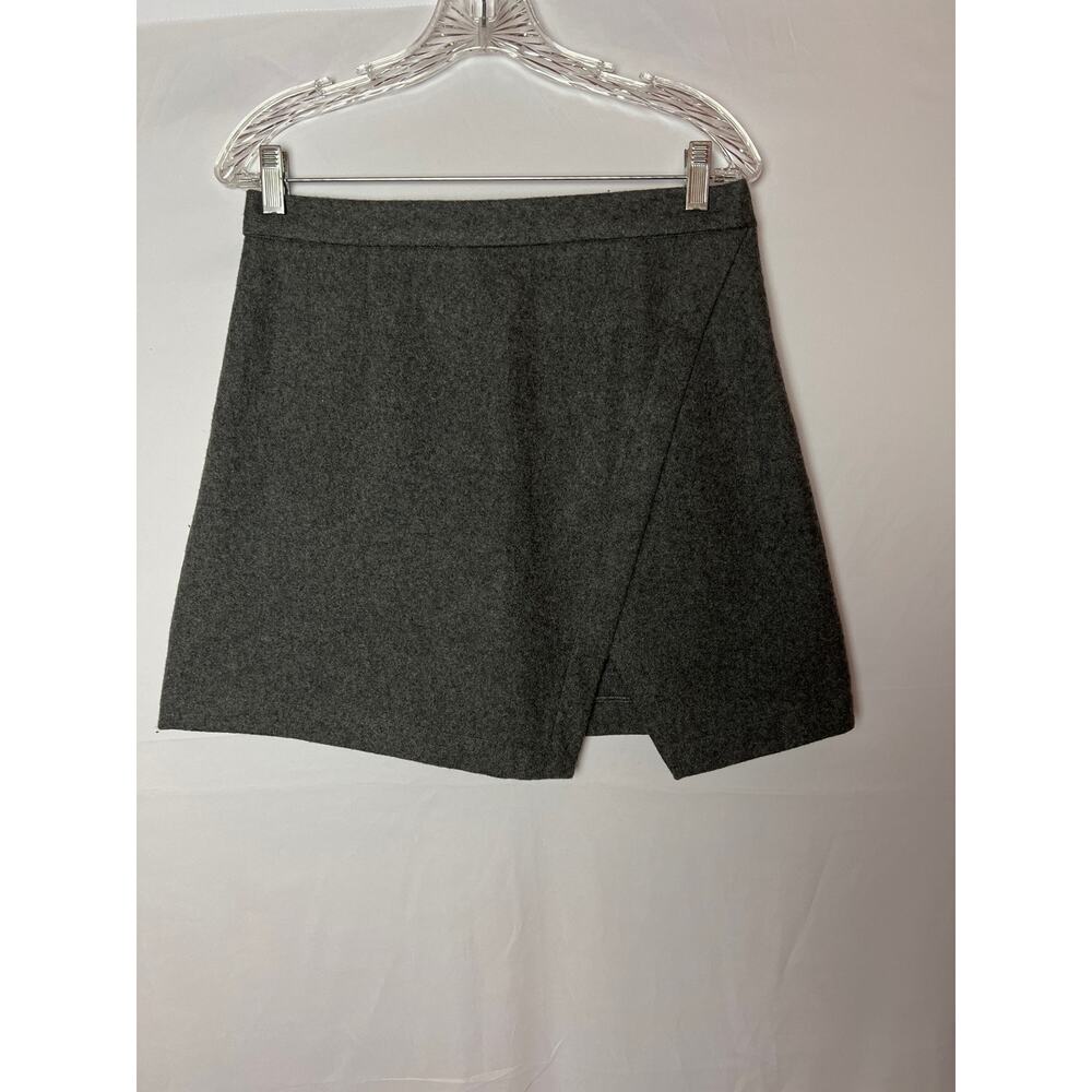 Quiet Luxury Tailored Mini Skirt Gray Woven Suiting Slit Womens 10 Talula